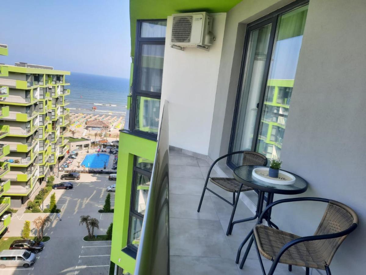 Apartament Rebeca Lux By Alezzi Beach Resort Năvodari Extérieur photo